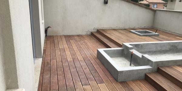 How to build a wooden terrace in your garden?